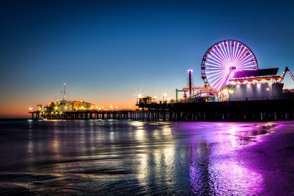 Los Angeles dans les lumières de Santa Monica