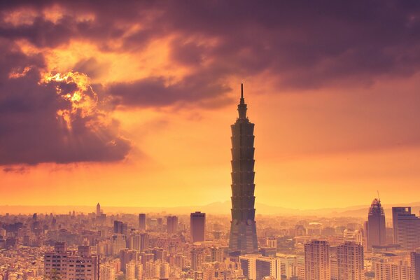 Provincia de Taiwán cielo en las nubes