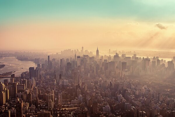 New york, grattacieli nebbia
