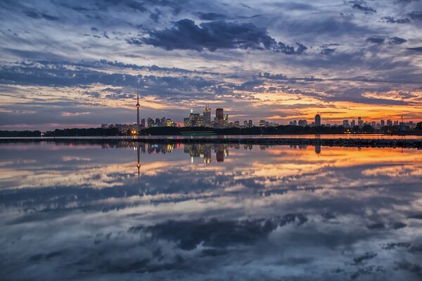 Toronto at sunset. View from the lake