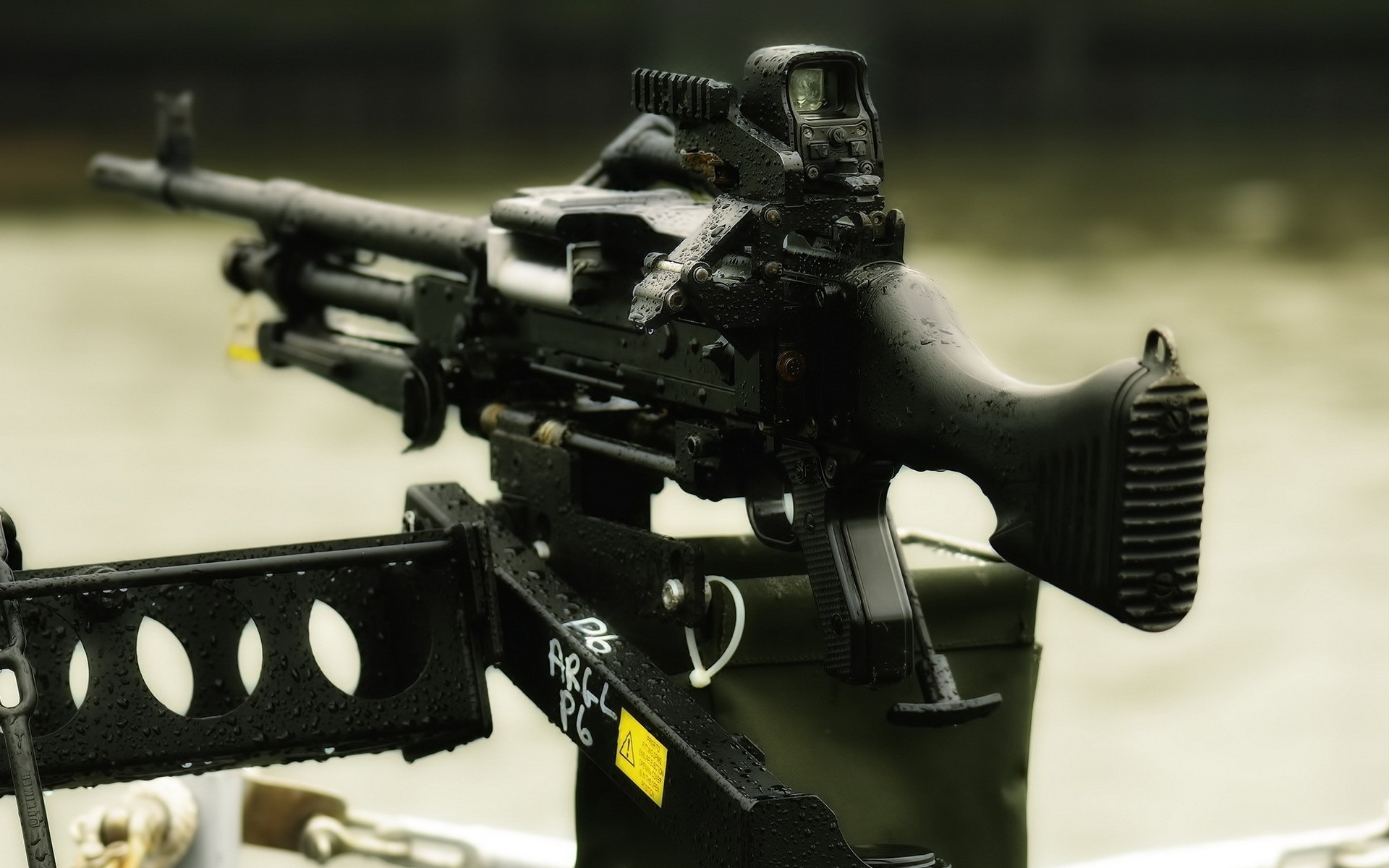 m240 machine gun weapon