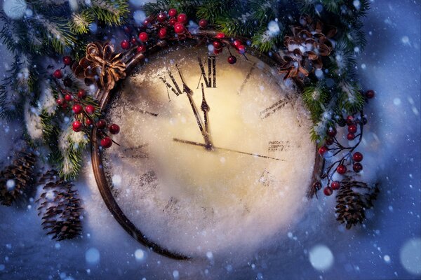 Image de l horloge de Noël cinq minutes avant