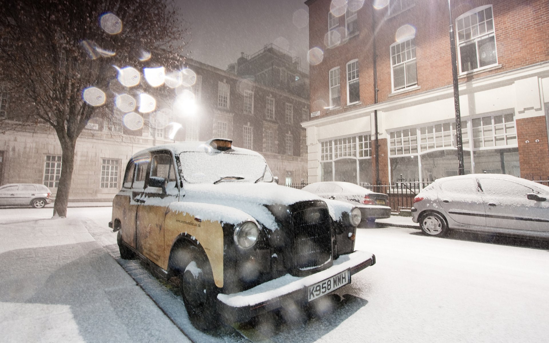 ciudades coches coche londres inglaterra carretilla carretilla nieve nevadas heladas frío clima mal tiempo hogar invierno papel pintado de invierno papel pintado de invierno ventisca copos de nieve copo de nieve escarcha blanco blanco congelación noche árbol árboles luz linternas papel pintado de pantalla ancha papel pintado de pantalla ancha winte