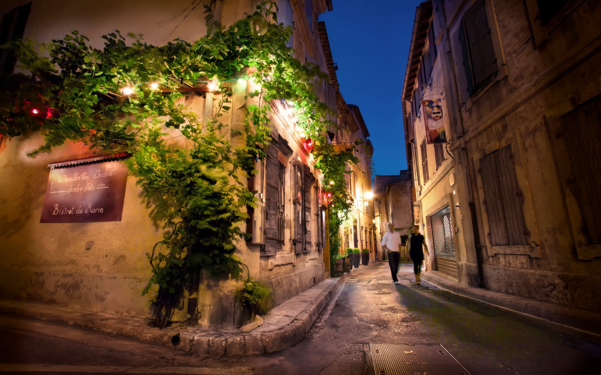 frankreich saint-rémy-de-provence nacht straße