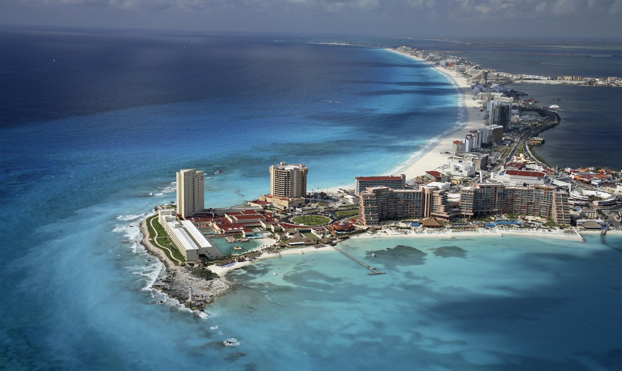 cancun meksyk ocean woda domy plaża niebo