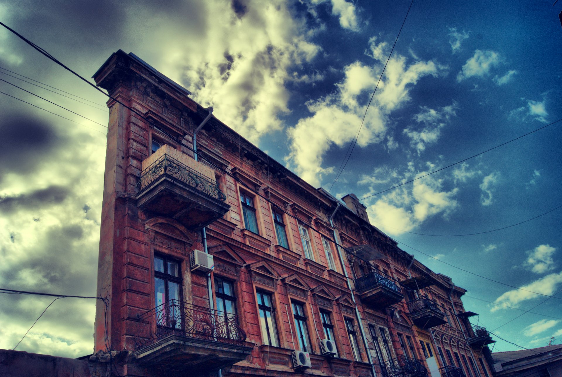 casa de una pared cielo edificio odessa