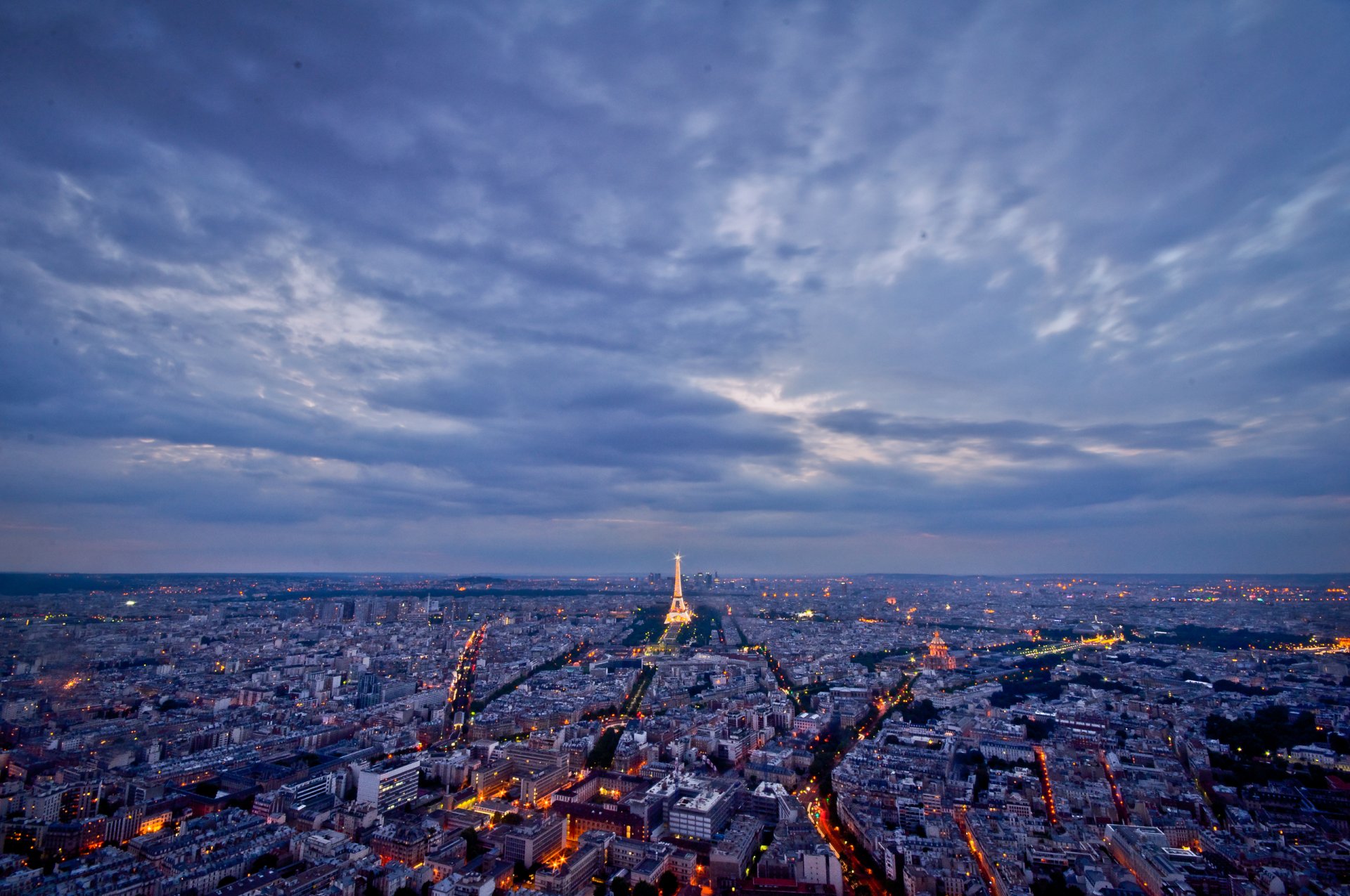 ville frise paris soirée lumières