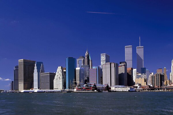 Blick auf New York vom Boot aus