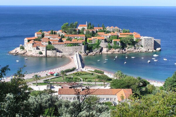 Hôtel au Monténégro en bord de mer