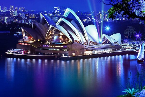 Das Opernhaus in Sydney. Nachtansicht