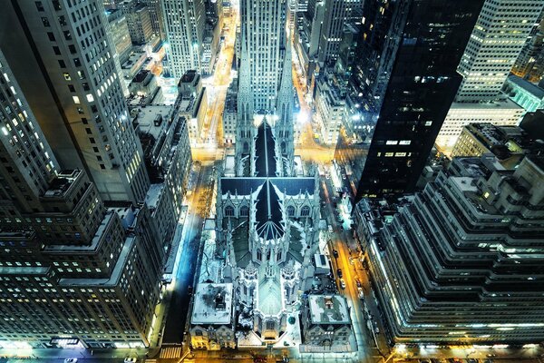 Luces nocturnas de Manhattan a vista de pájaro