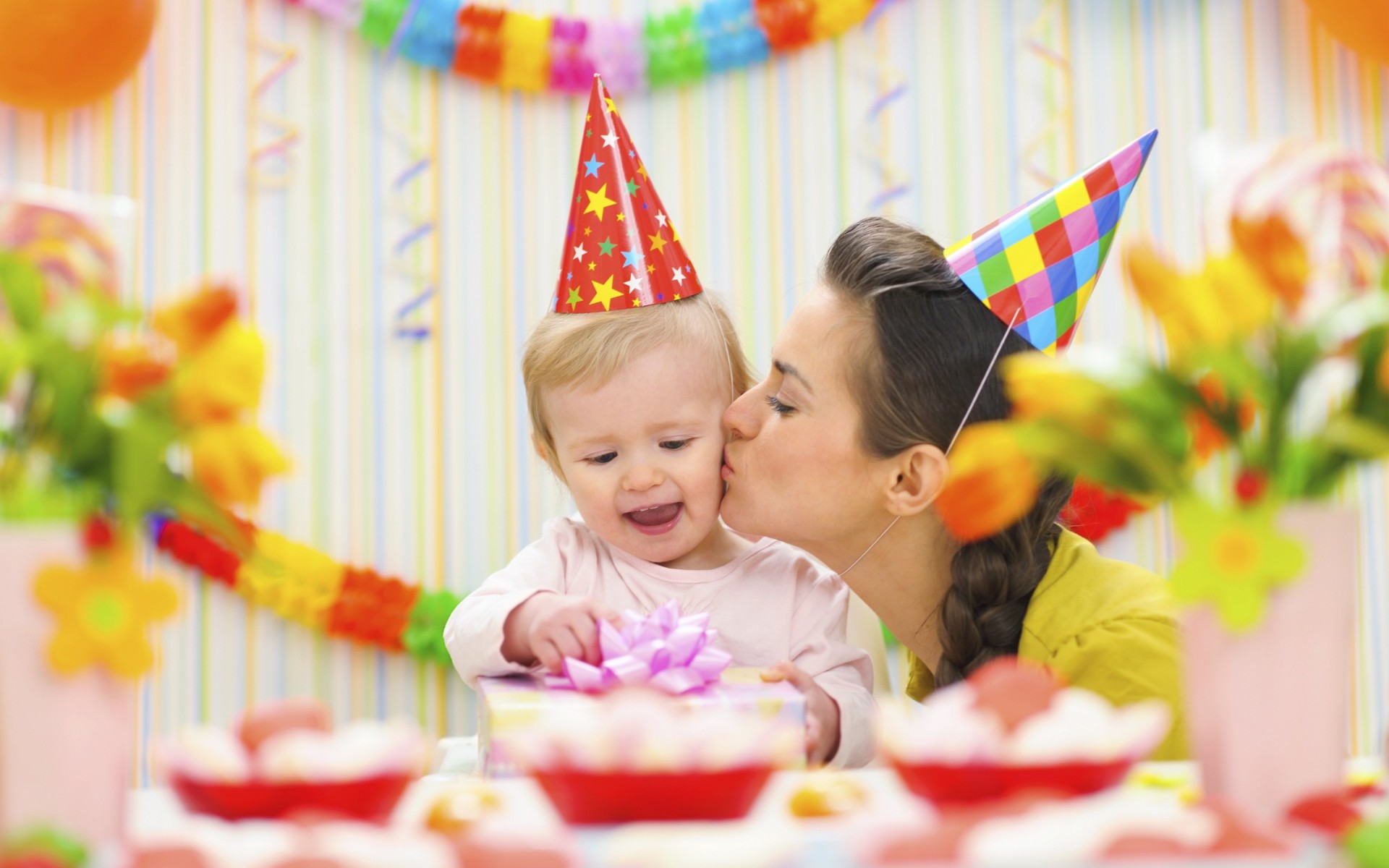 mutter tag feiertag geburtstag tisch sohn