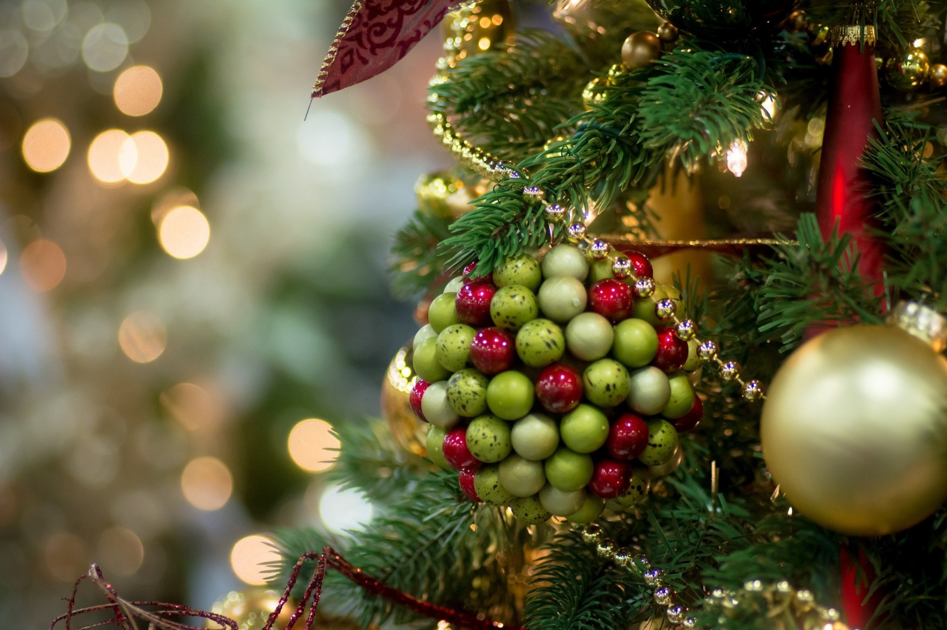 christmas tree decoration balls bead