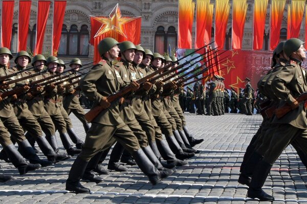 Soldiers on parade on May 9