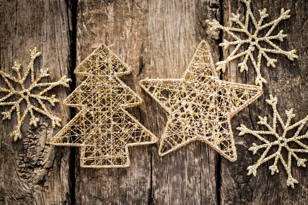 Christmas decorations made of shiny golden weave