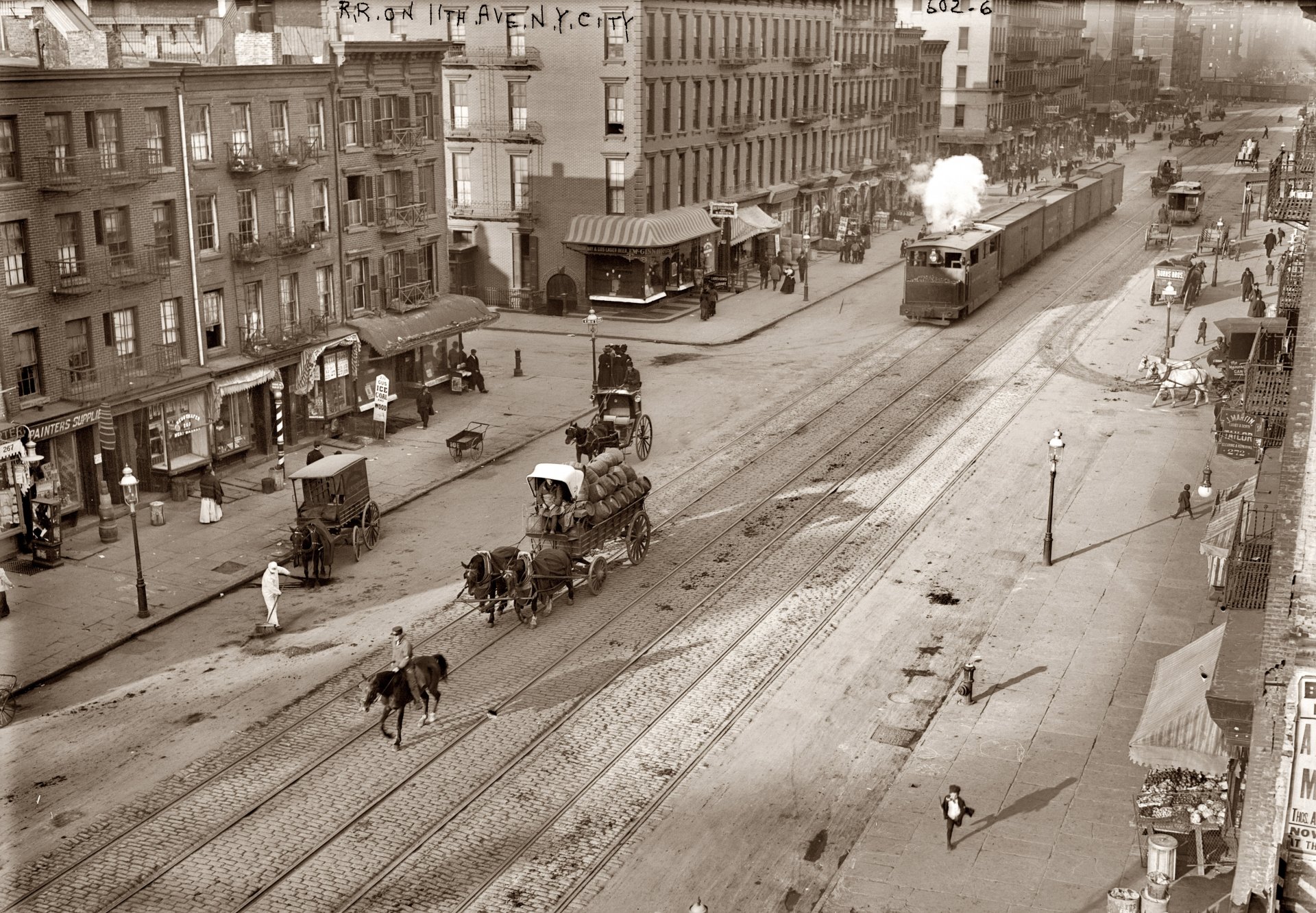 calle carro tranvía