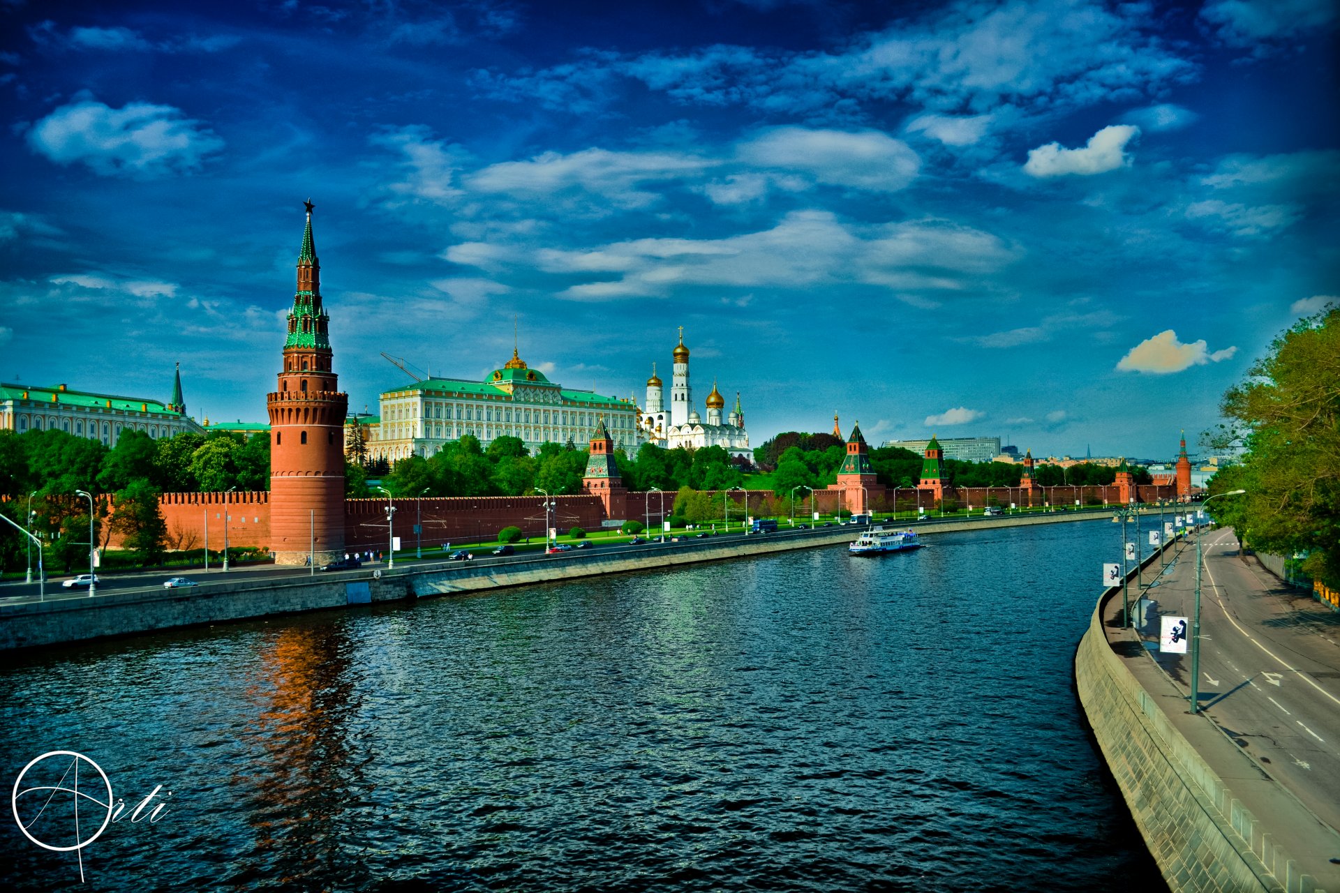 moscow the kremlin river