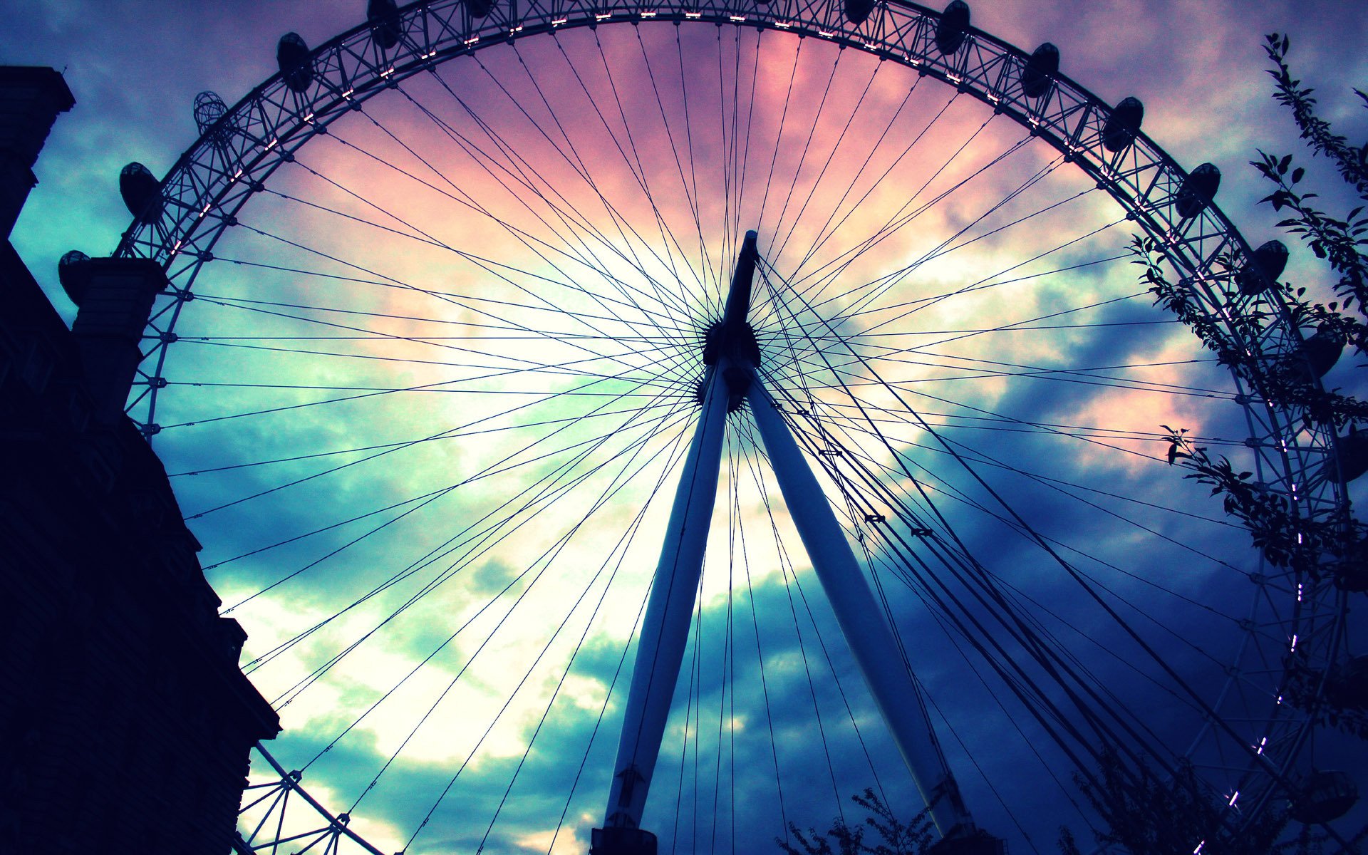 evening sky wheel ferris park