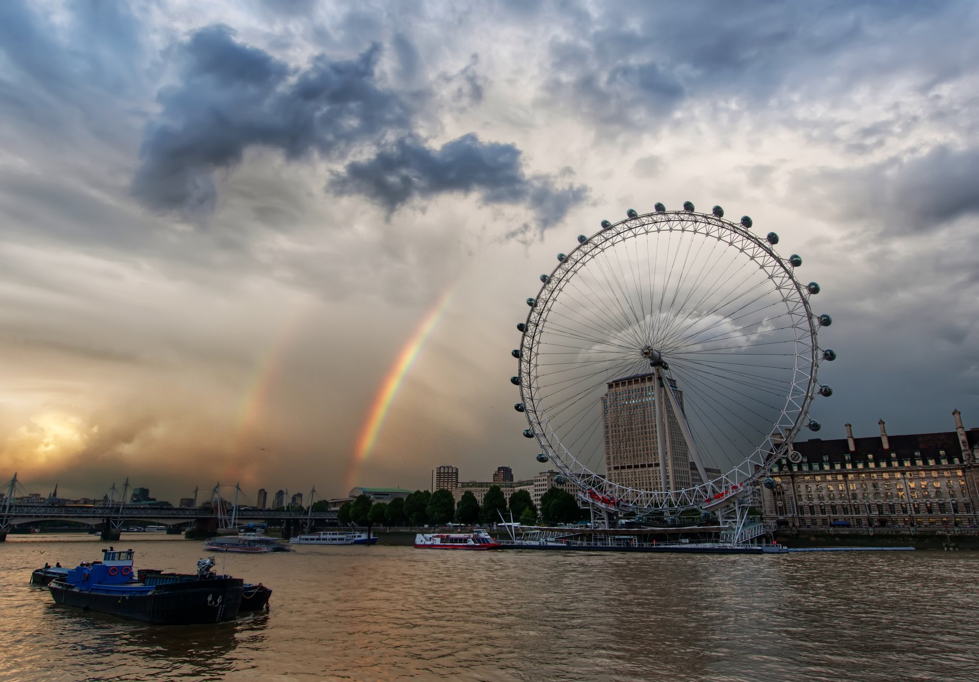 londres tamise london-ay carrousel arc-en-ciel