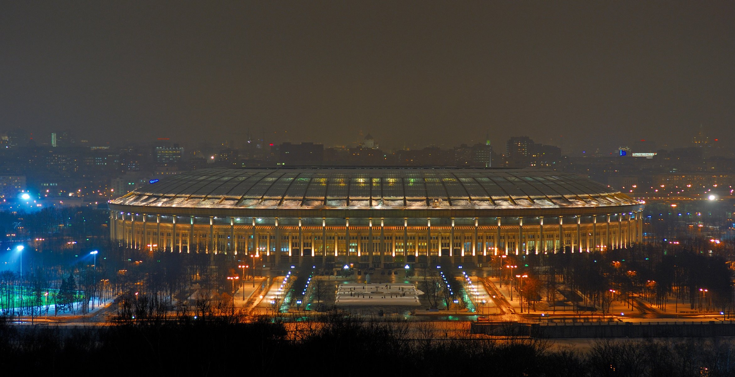 ciudad moscú grande deportes arena olímpico complejo luzhniki edificio iluminación estadio foto noche luces grande deporte de luzhniki