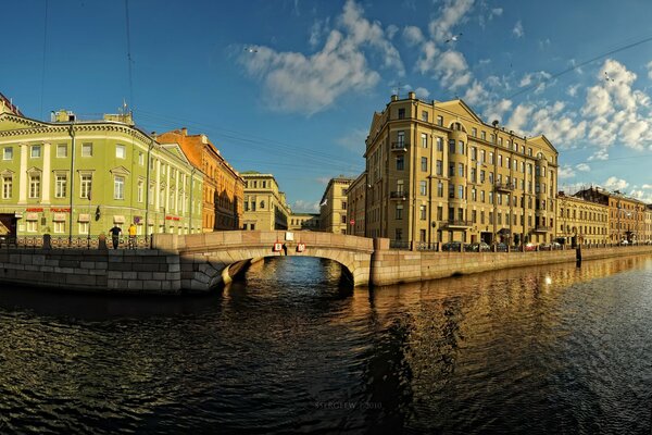 Saint Petersburg, embankment in the rays of the sun