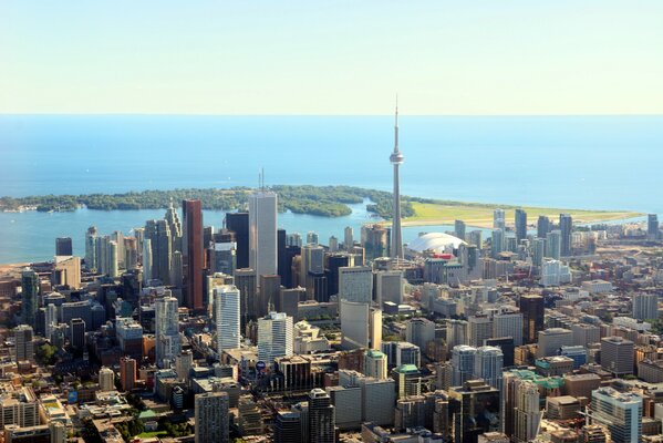 La ciudad de Toronto en el fondo del lago