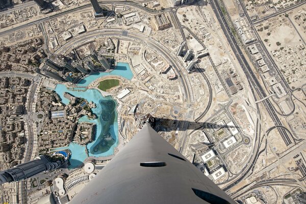 Dubai en su máxima grandeza - vista desde arriba