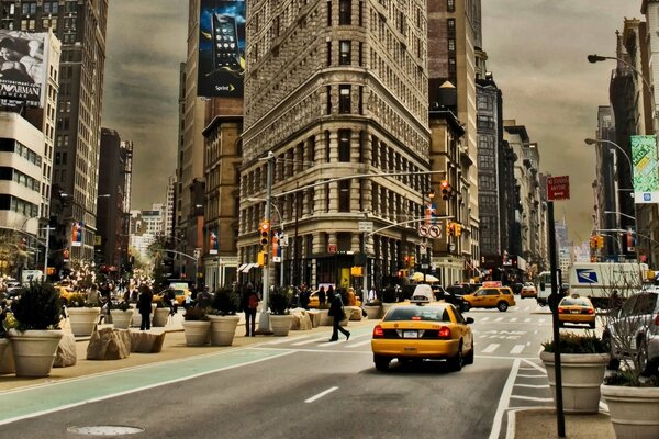 Un taxi me lleva a alguna parte por las calles de nueva York