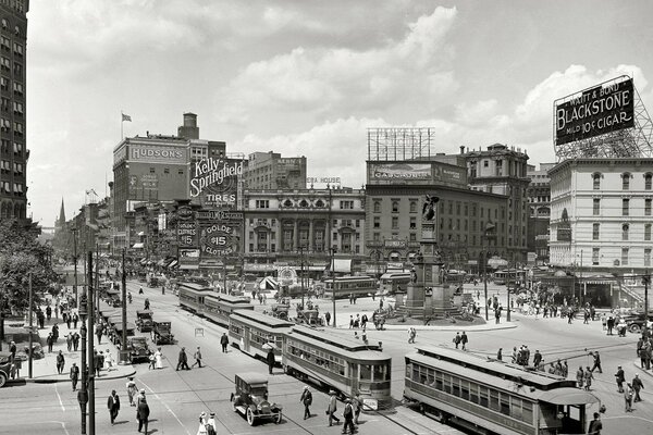 Les tramways circulent dans les rues en Amérique