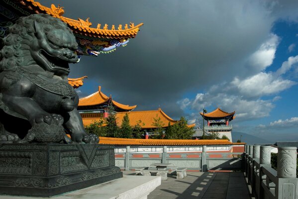 Chinesische Drachen Gebäude Skulptur