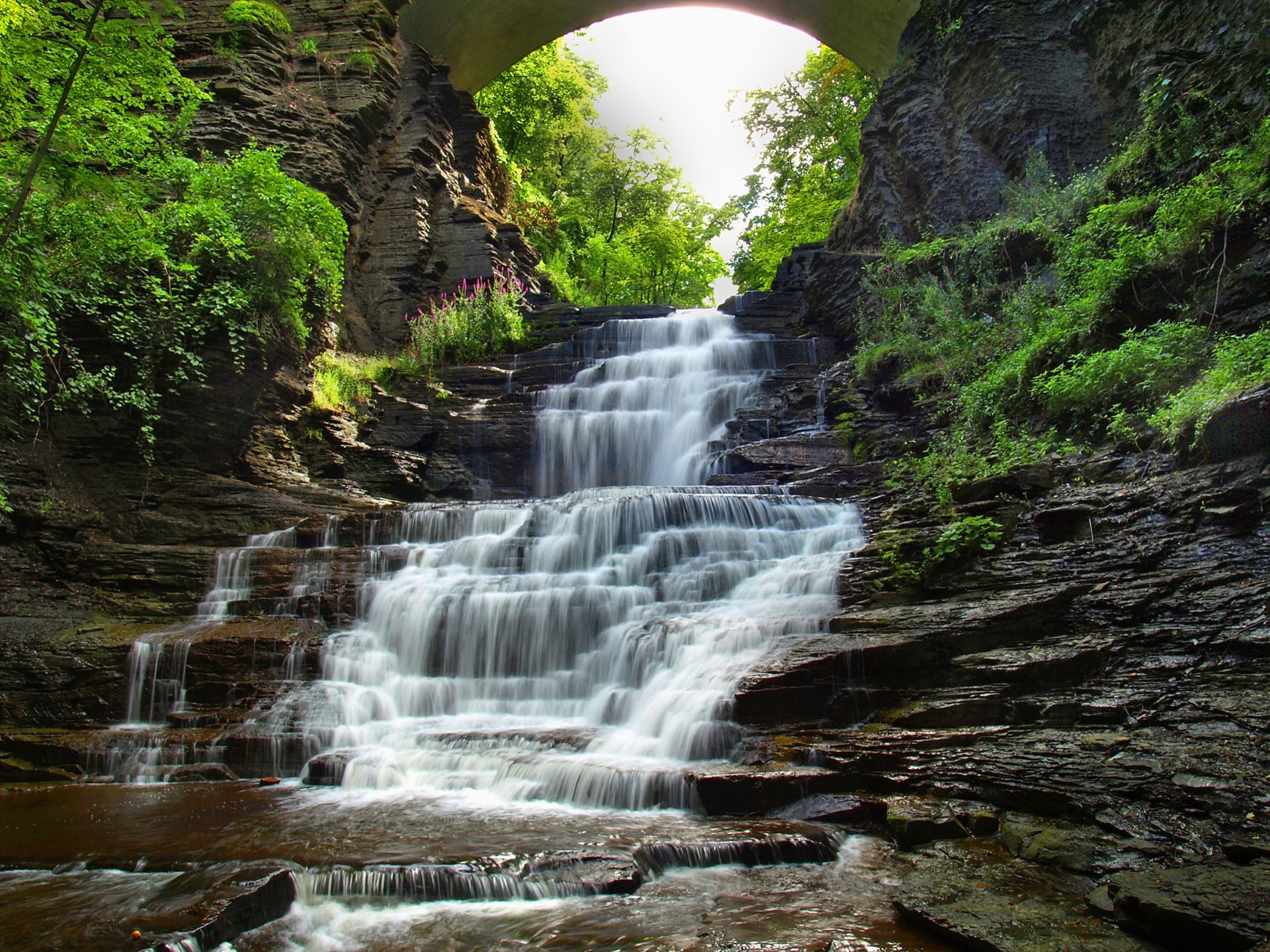 bogen wasserfall fluss kaskade