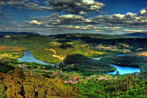 Schöne Landschaft. Natur, Seen