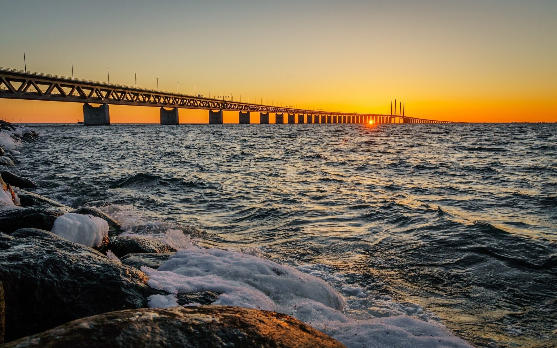 meerenge sonnenuntergang bunkeflostrand brücke schweden