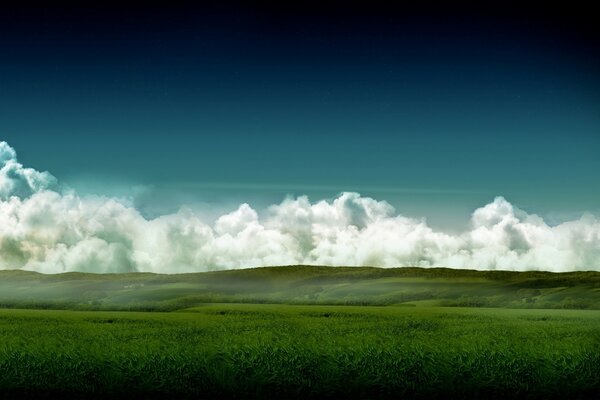 Łąki Toskanii uderzają pięknymi chmurami