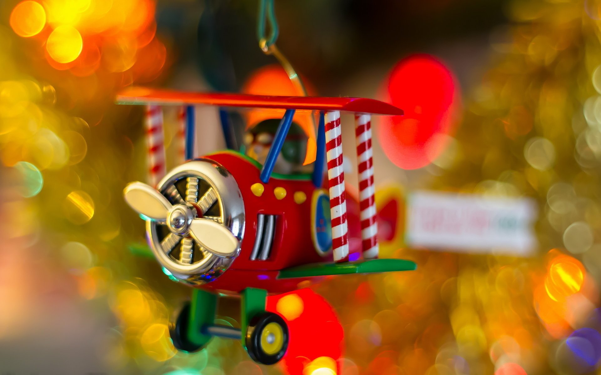 holiday macro toy