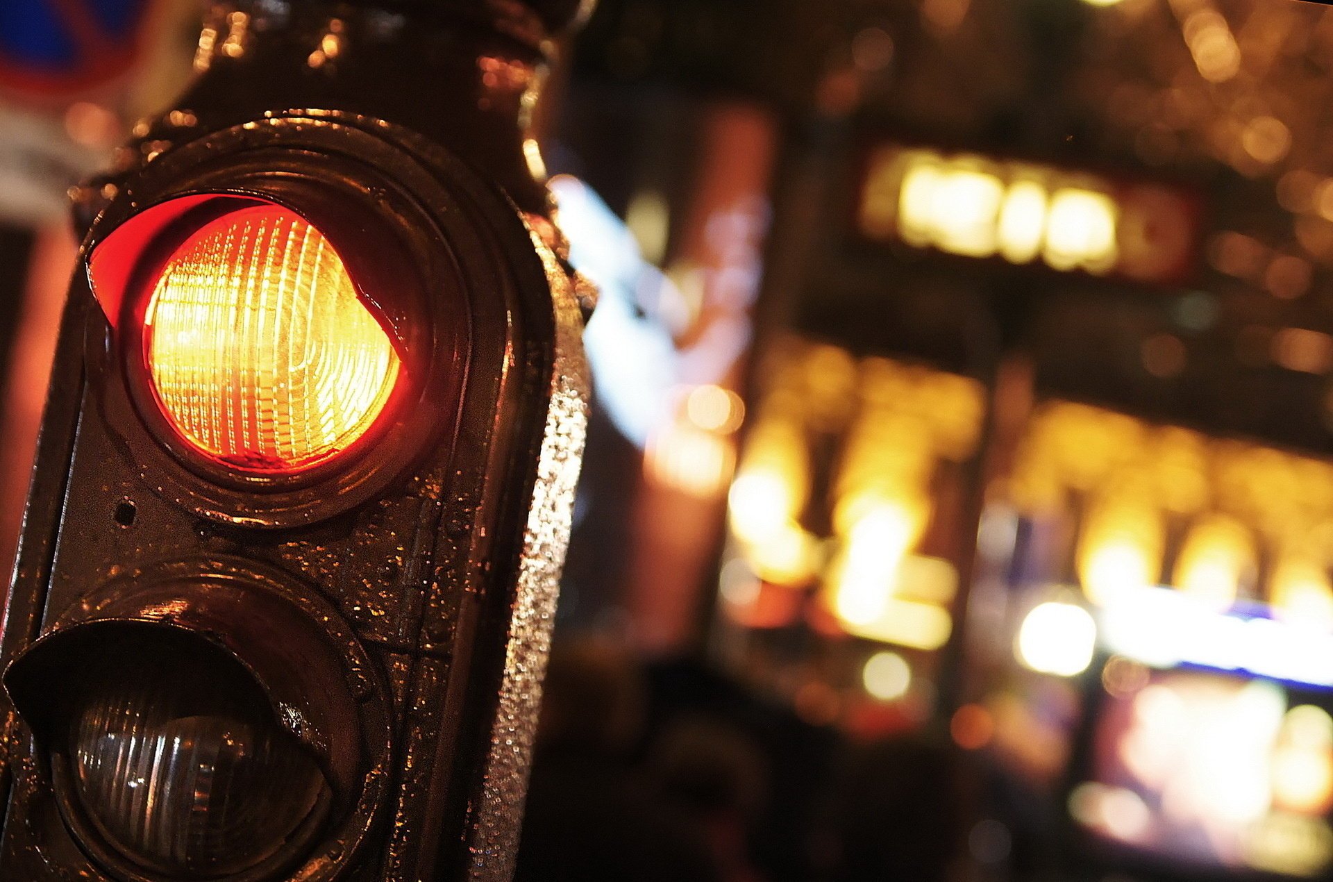 traffic light the city night macro