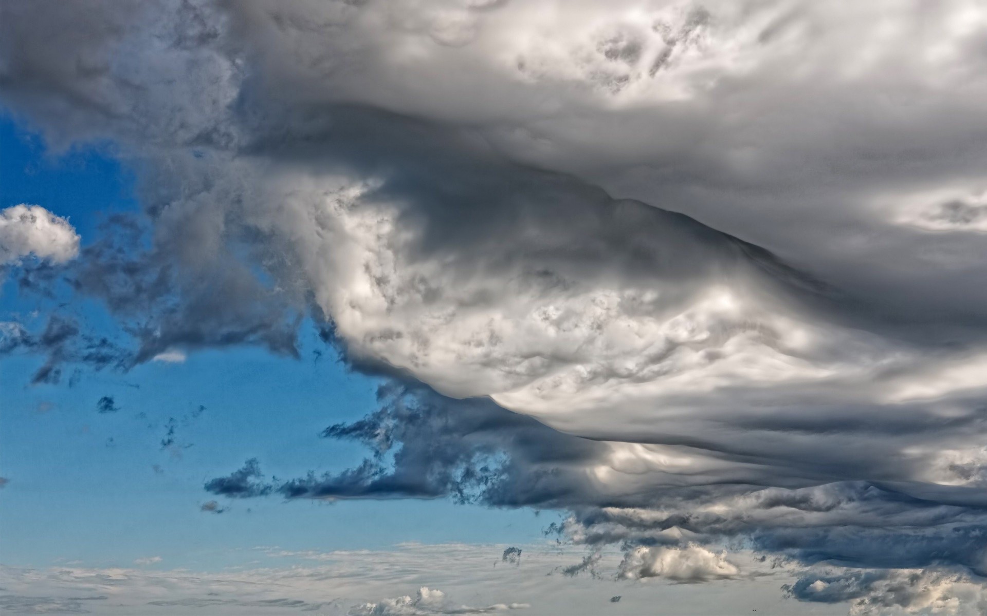 cielo tempesta nuvole