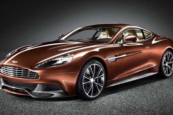 Der schimmernde Supersportwagen von Aston martin