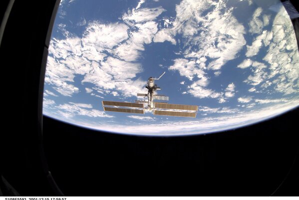 Kosmiczna Sztuka ISS z eluminatora