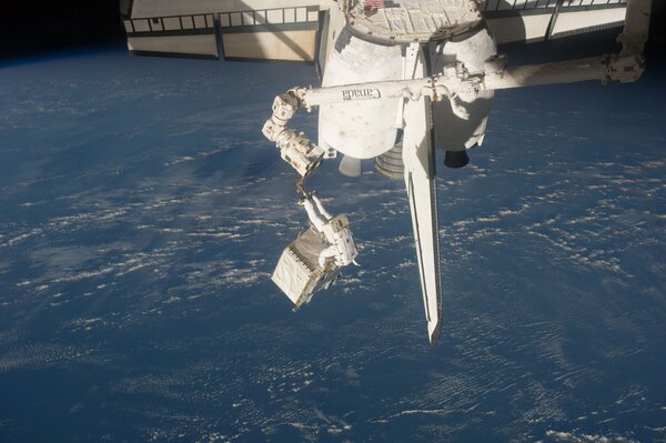 Vista del planeta tierra desde la estación espacial