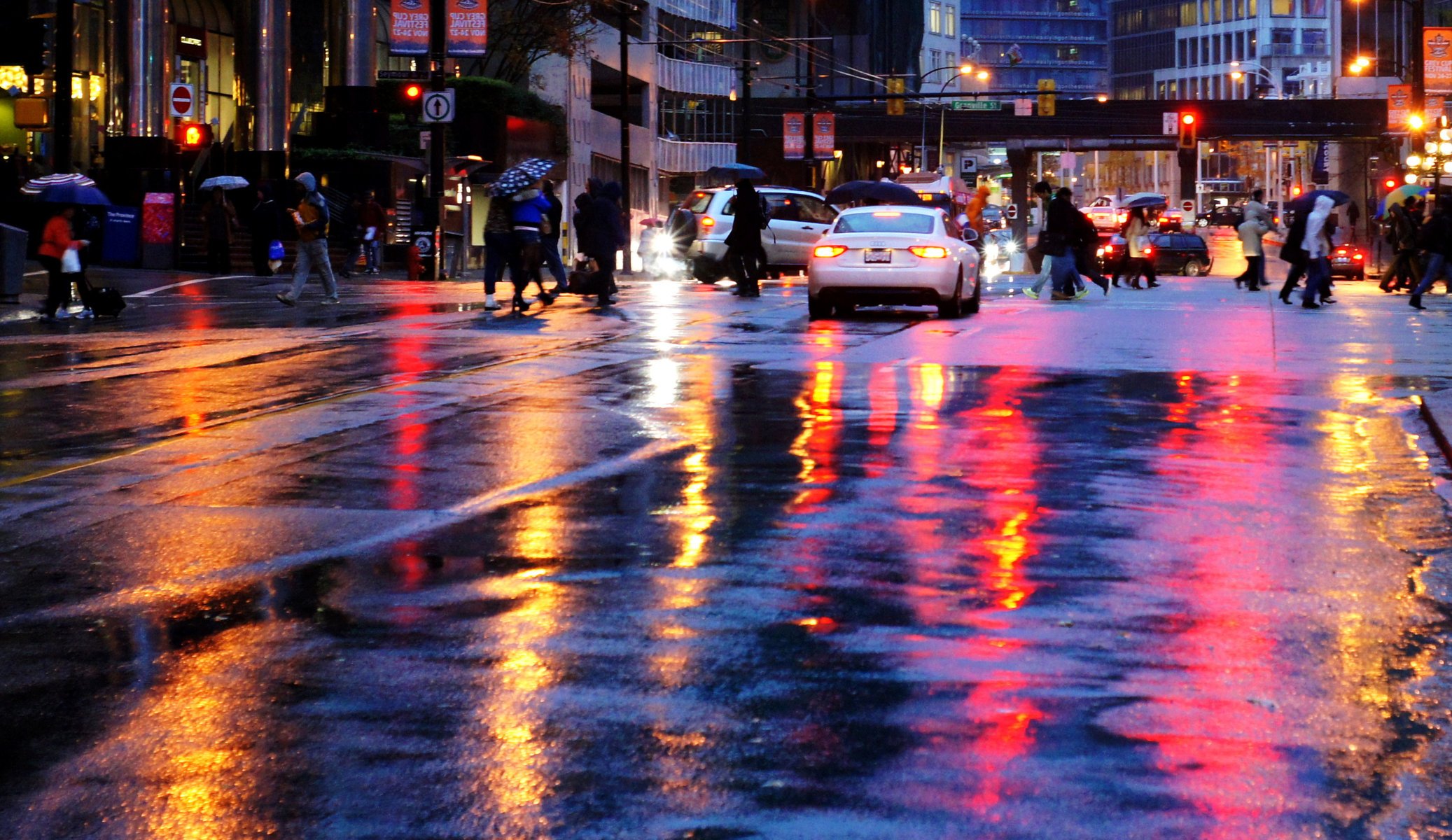 pluie agitation ville lumières mouvement