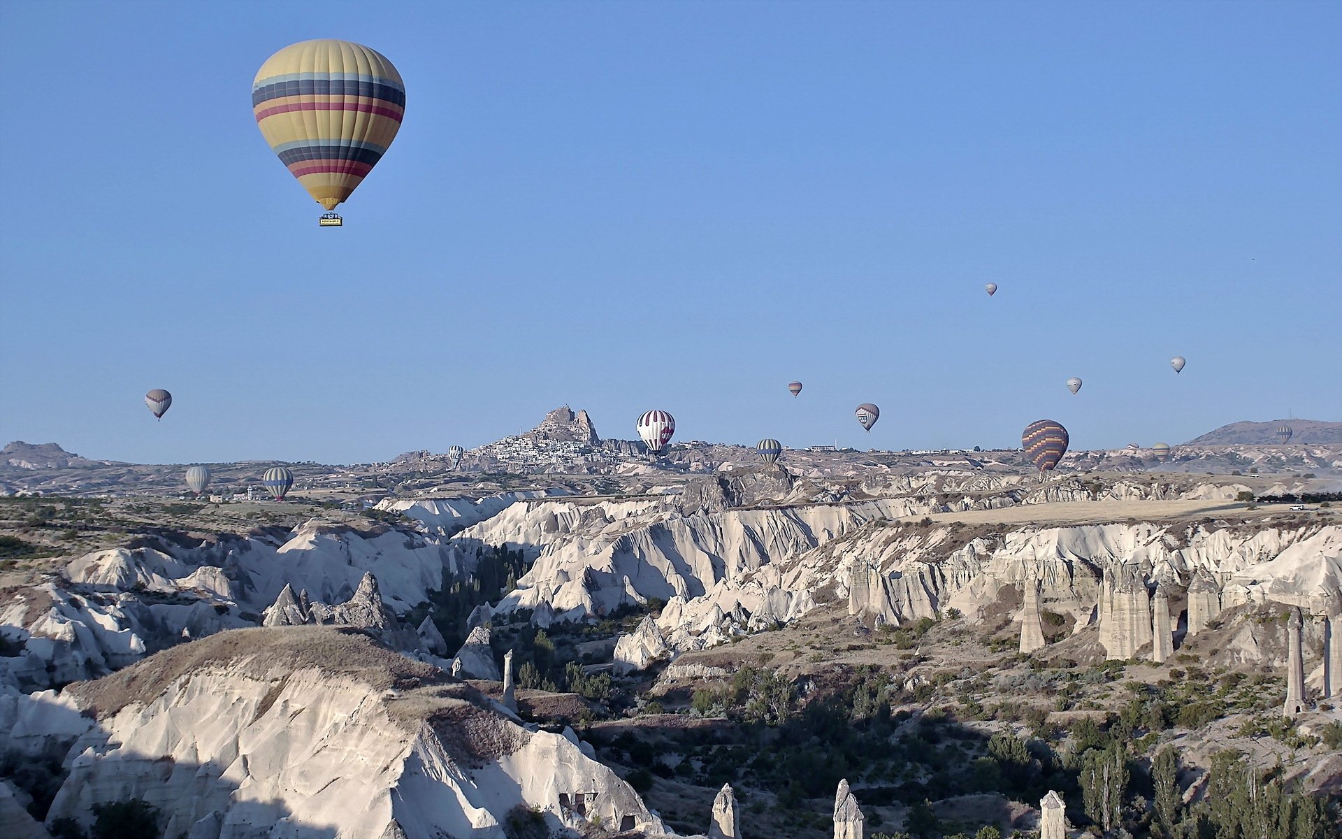 balls mountain sport