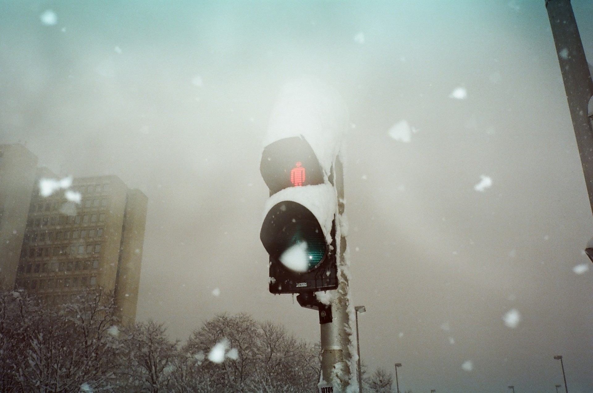 neve bianco luce