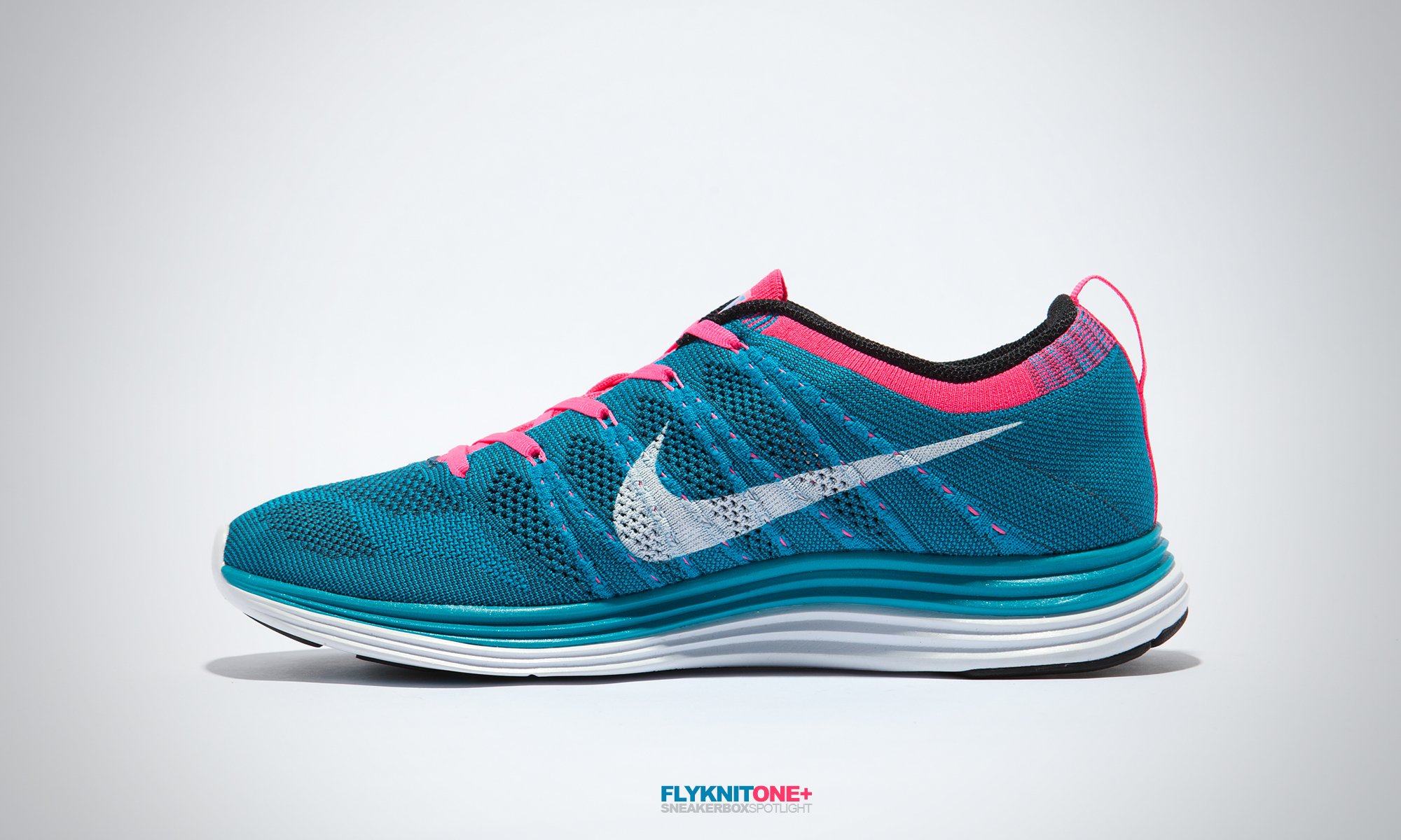 nike flyknit one + mond seitenansicht nike sneaker