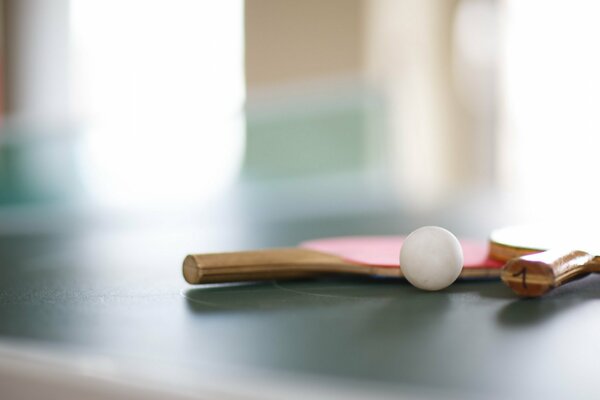 A ball and rackets from table tennis