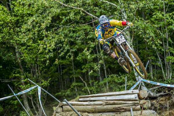 Parcours d obstacles à vélo dans le sport