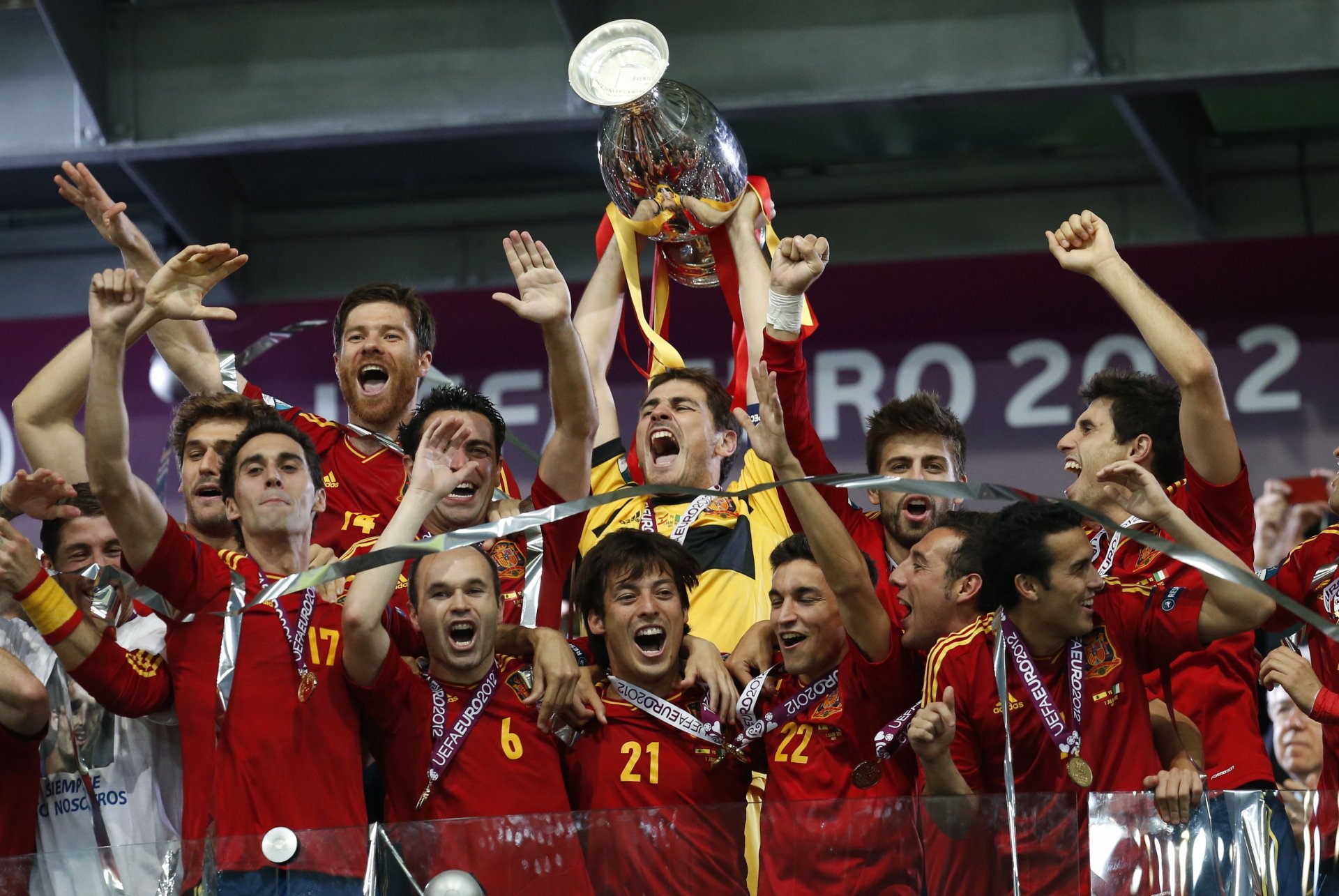 euro 2012 football spain españa la furia roja champion final spain vs italy sport ramos llorente alonso xavi casillas iniesta silva navas arbeloa martínez championship sports invincible red fury cup victory honey