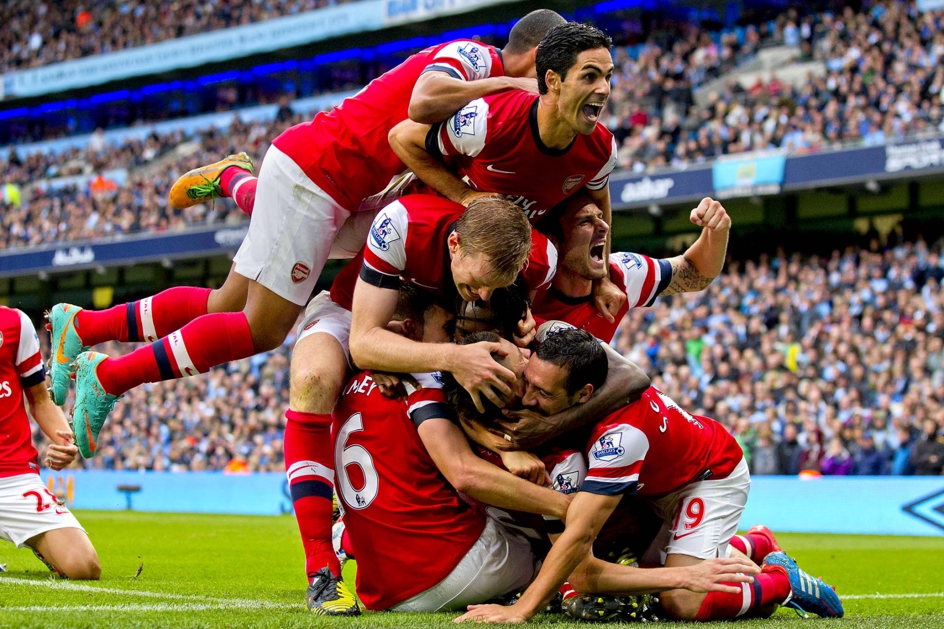 arsenal club de fútbol gunners jugadores celebrar gradas fondo