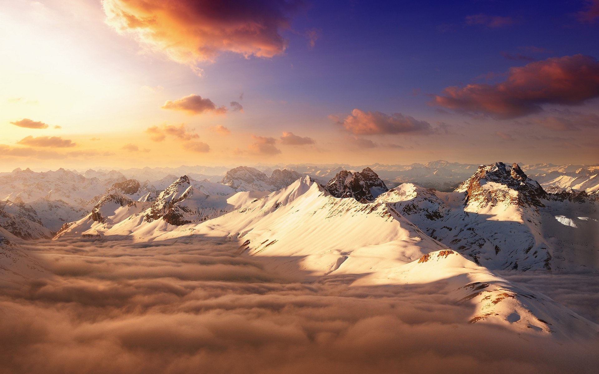 montañas cielo nubes