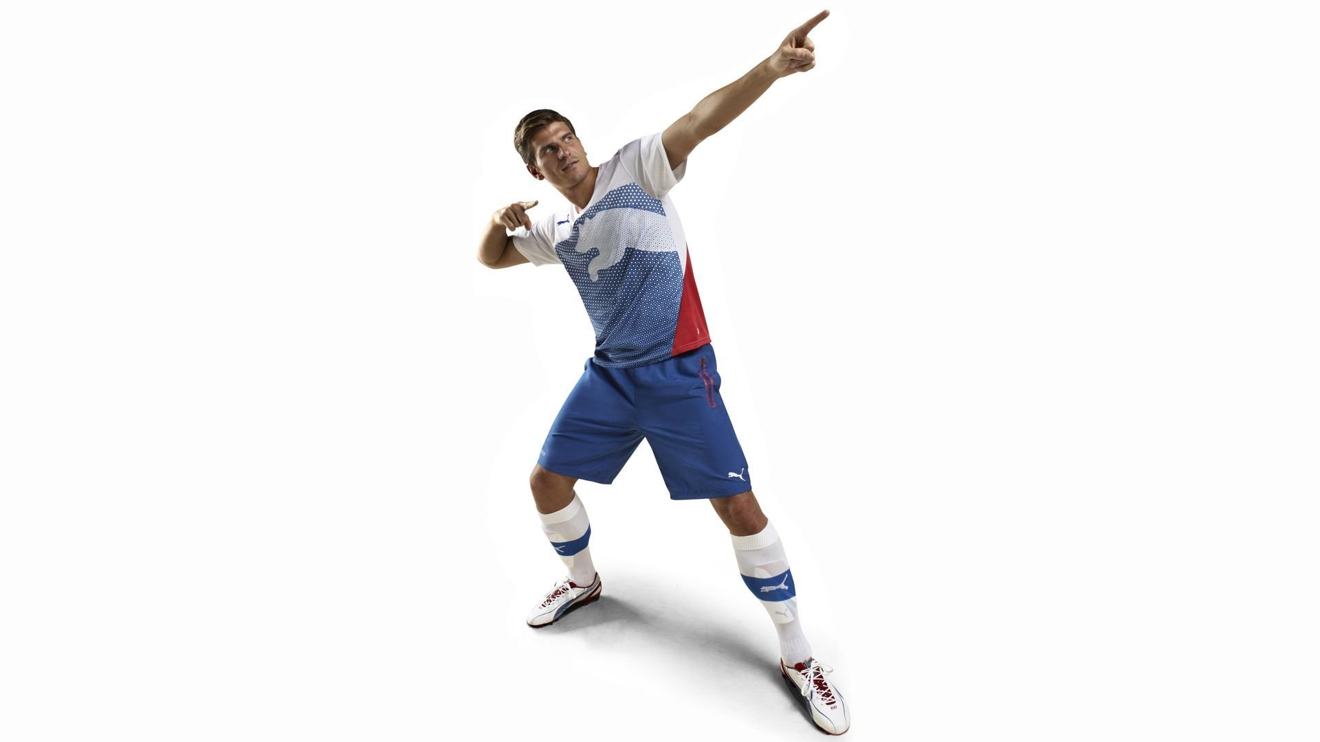 mario gomez gomez advertising new boots puma puma